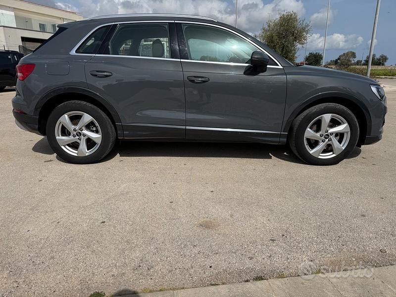Usata Audi Q3 Advanced 150 CV (110 kW) 2021 Grigio SUV