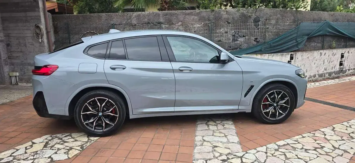 Usata BMW X4 M Sport 190 CV (139 kW) 2024 Grigio SUV