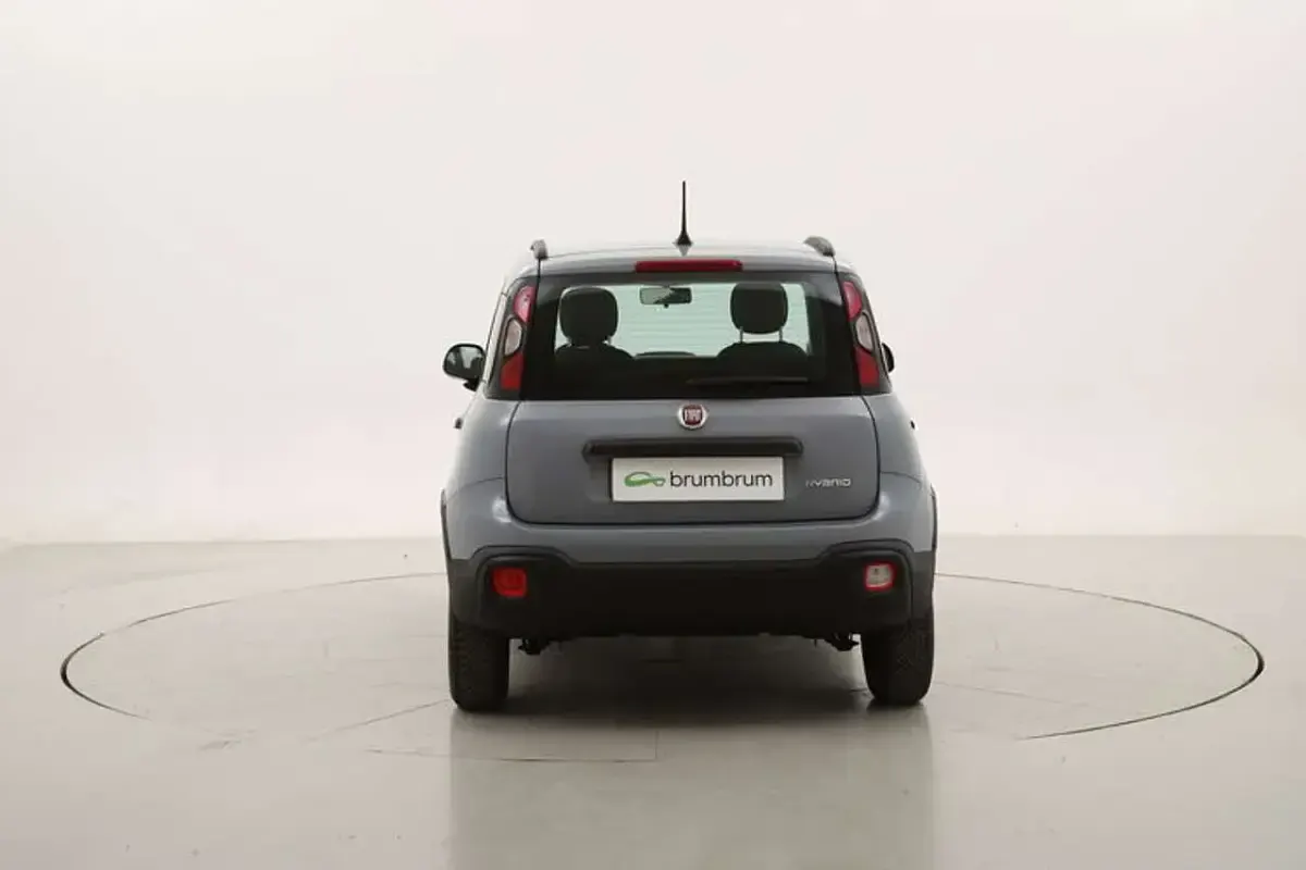 Usata Fiat Panda Cross Cross 71 CV (52 kW) 2022 Grigio Utilitaria