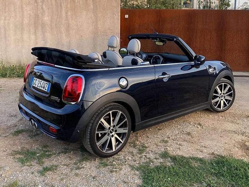 Usata Mini Cooper S Cabriolet 192 CV (141 kW) 2020 Blu/azzurro Cabrio