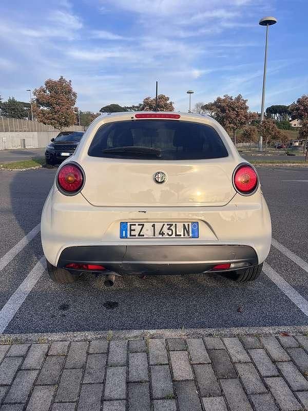 Usata Alfa Romeo MiTo Progression 69 CV (50 kW) 2015 Utilitaria