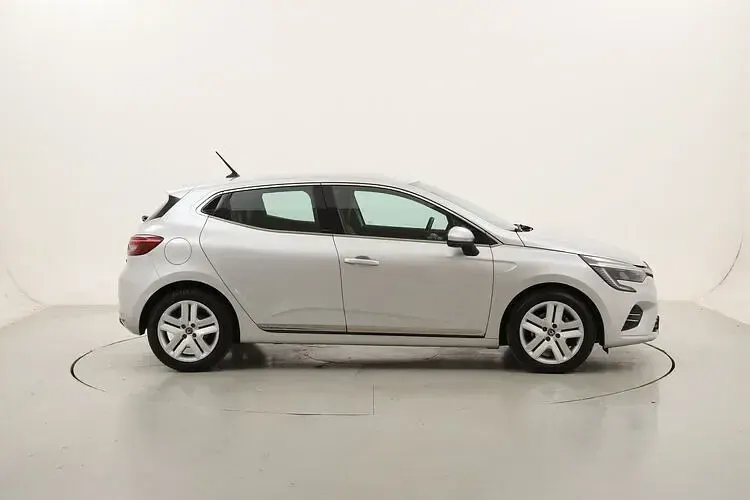 Usata Renault Clio V Intens 140 CV (102 kW) 2021 Utilitaria
