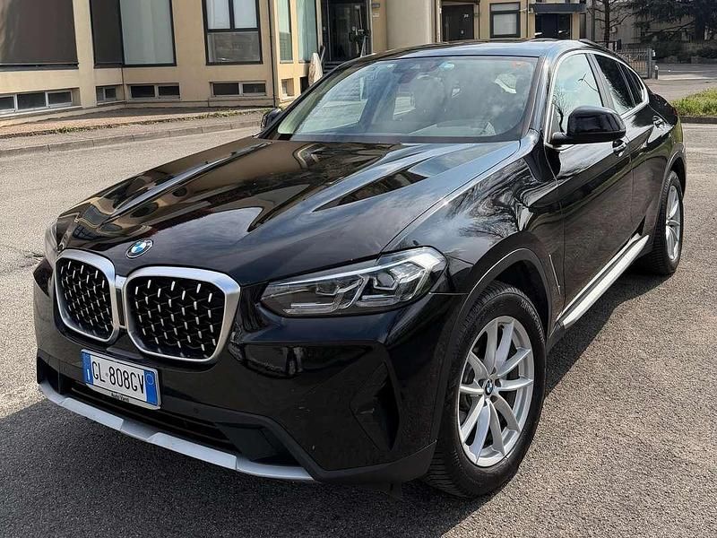 Usata BMW X4 Comfort Edition 190 CV (139 kW) 2022 Nero SUV