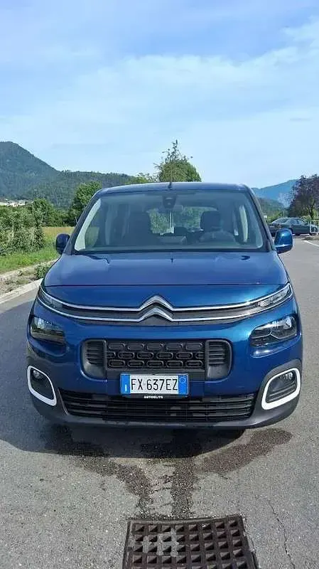 Usata Citroën e-Berlingo Live 102 CV (75 kW) 2019 Blu/azzurro Monovolume