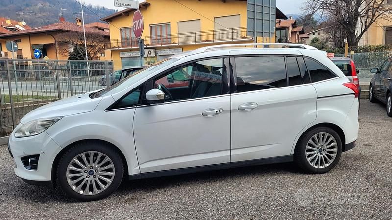 Usata Ford C-MAX Titanium 116 CV (85 kW) 2013 Bianco Monovolume