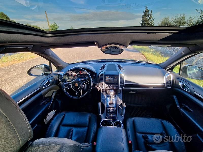 Usata Porsche Cayenne 260 CV (191 kW) 2015 Nero SUV
