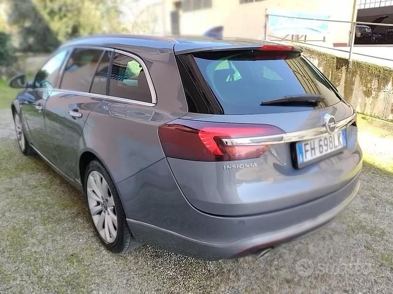 Usata Opel Insignia Cosmo 170 CV (125 kW) 2015 Grigio Station wagon