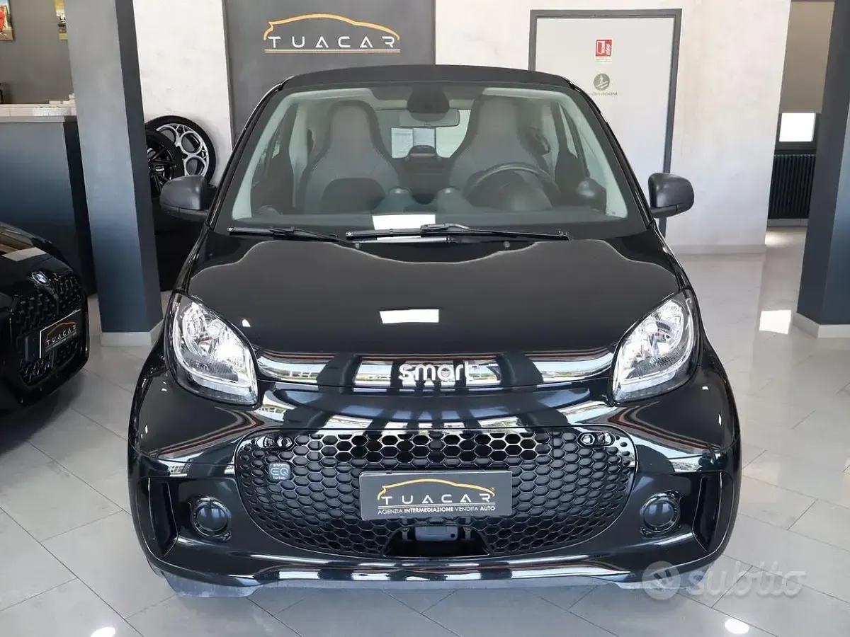 Usata Smart ForTwo Electric Drive Edition #1 60 kW (82 CV) 2022 Nero Berlina