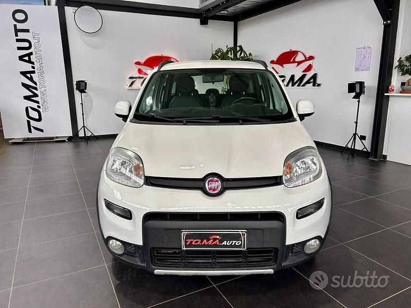 Usata Fiat Panda 4x4 S 95 CV (69 kW) 2016 Bianco Utilitaria