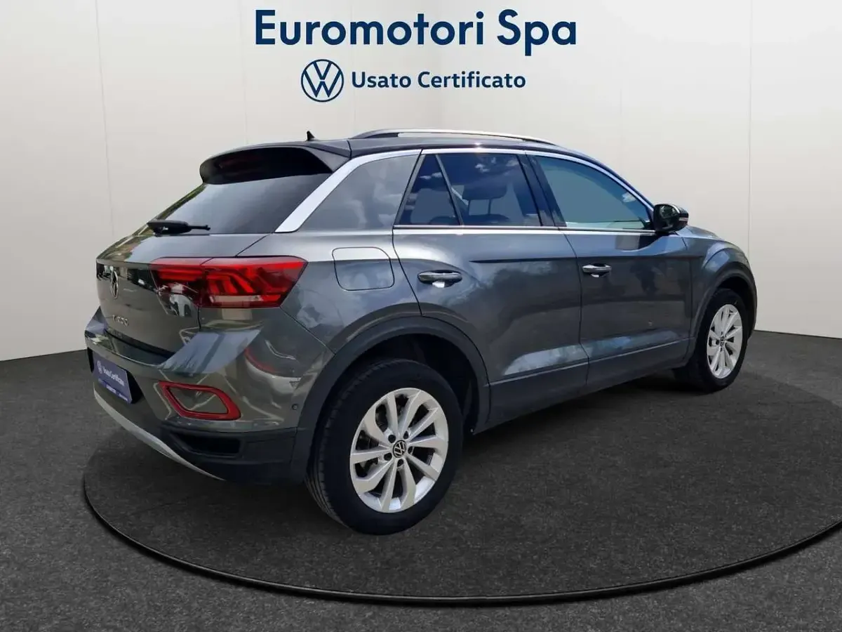 Usata VW T-Roc Edition 116 CV (85 kW) 2024 Grigio SUV