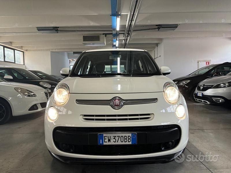 Usata Fiat 500L Living 105 CV (77 kW) 2014 Bianco Monovolume