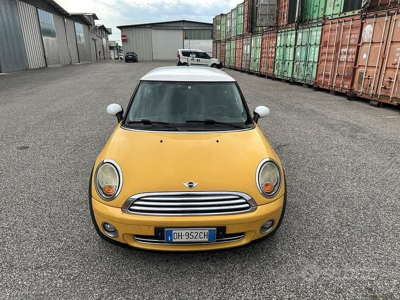 Usata Mini Cooper 120 CV (88 kW) 2008 Giallo Utilitaria