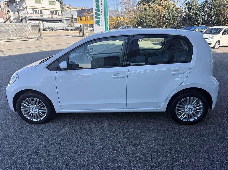 Usata VW up! Move 65 CV (47 kW) 2022 Pure white Utilitaria