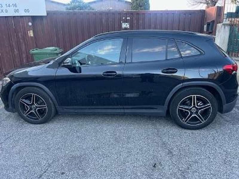 Usata Mercedes GLA200 Premium 150 CV (110 kW) 2021 Nero SUV