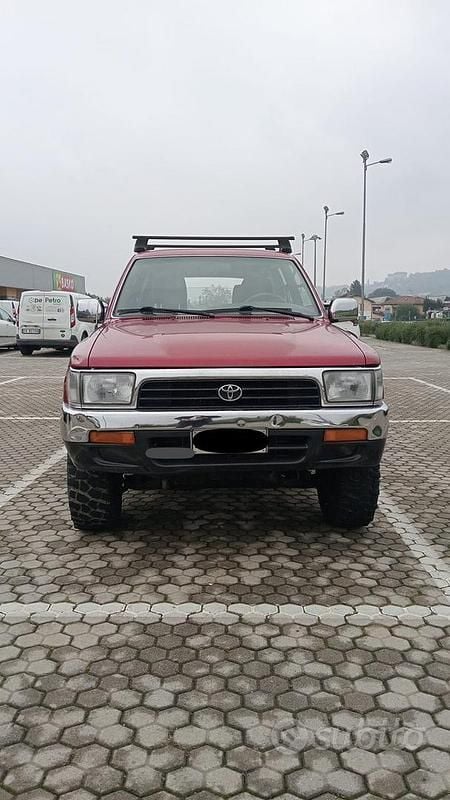 Usata Toyota 4 Runner 90 CV (66 kW) 1996 Rosso SUV