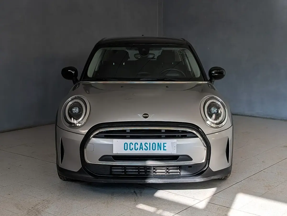 Usata Mini Cooper Classic 136 CV (100 kW) 2023 Argento Utilitaria