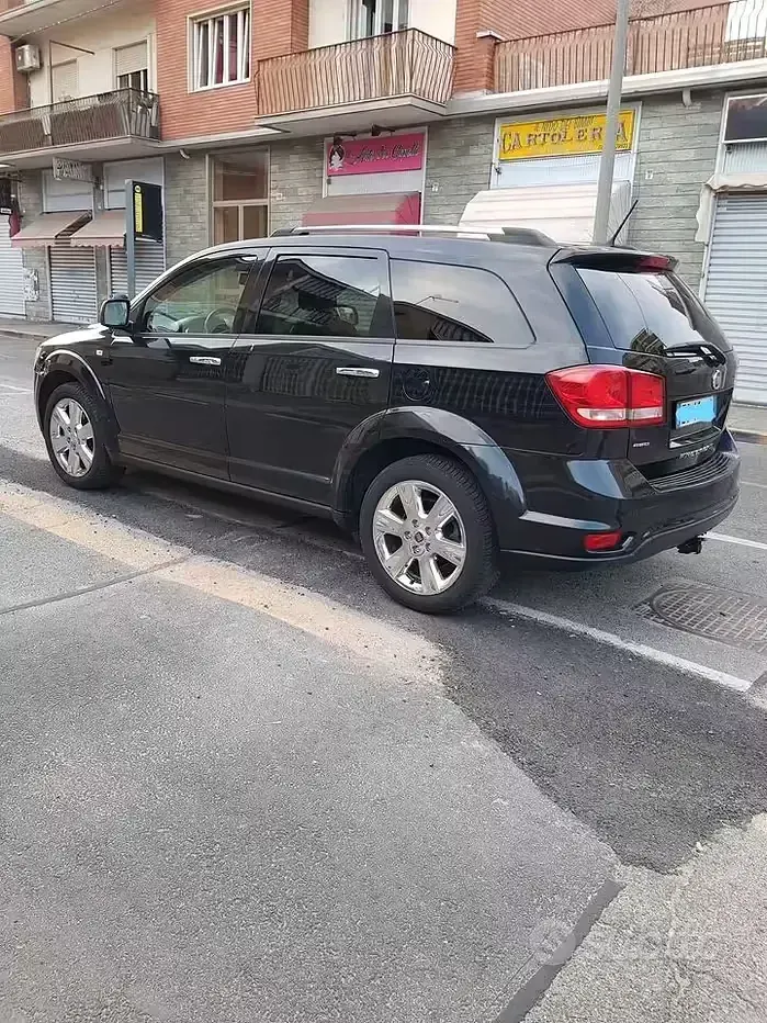 Gebraucht Fiat Freemont Lounge 170 PS (125 kW) 2013 Schwarz SUV