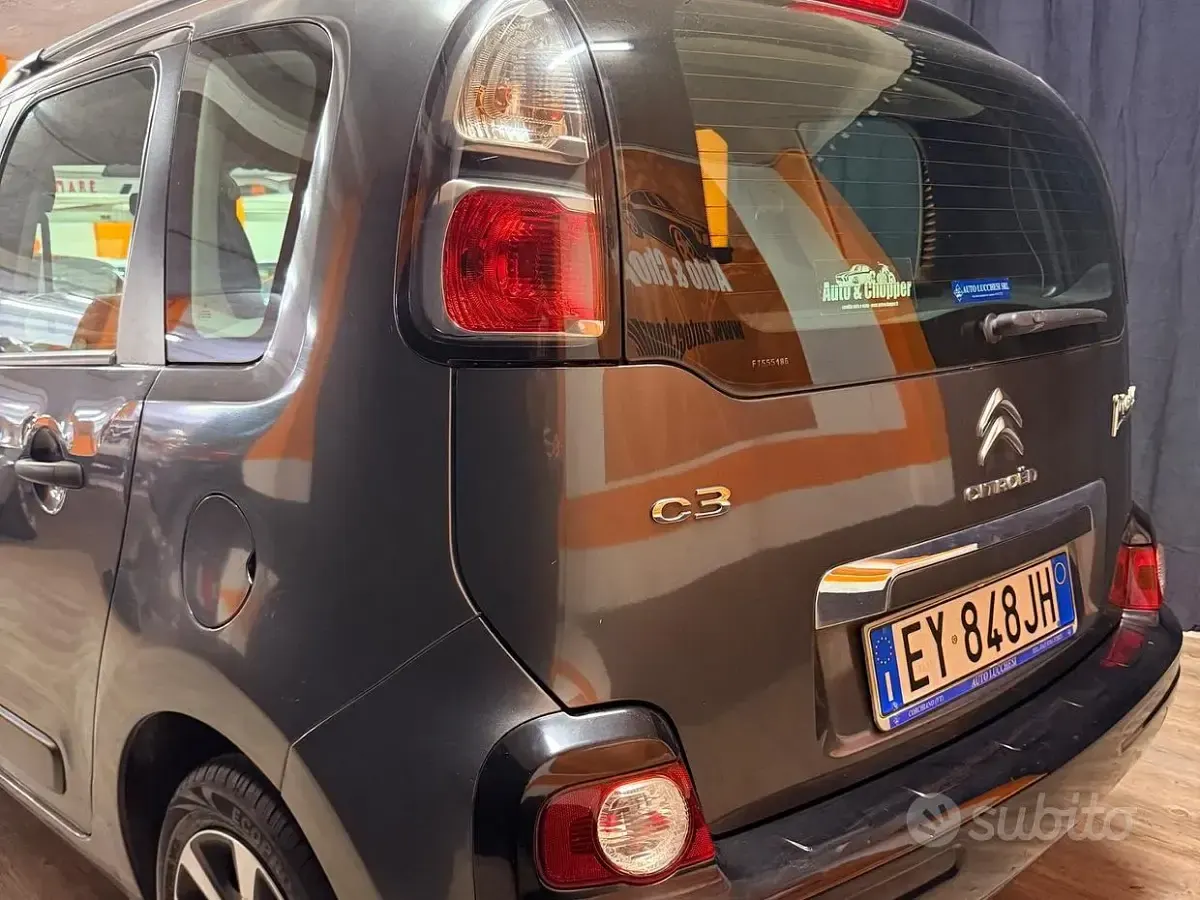 Usata Citroën C3 Picasso 92 CV (67 kW) 2015 Grigio Monovolume