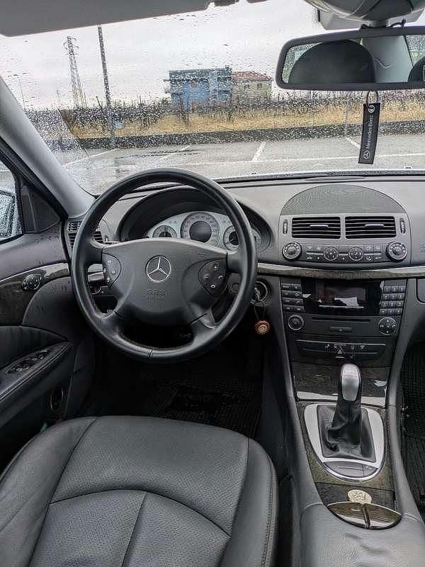 Usata Mercedes E200 Avantgarde 163 CV (119 kW) 2002 Berlina