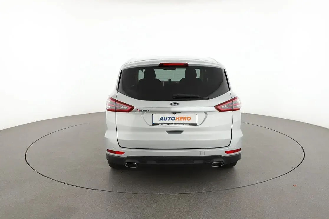 Usata Ford S-MAX Titanium 190 CV (139 kW) 2018 Argento Monovolume
