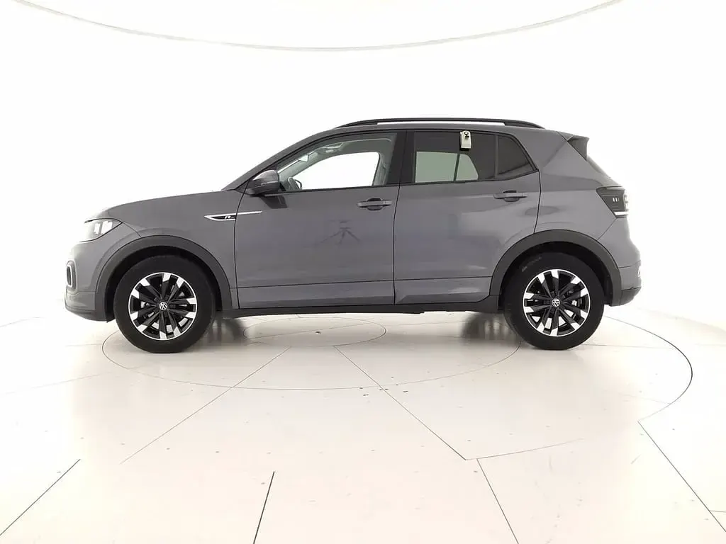 Usata VW T-Cross Sportline 110 CV (80 kW) 2022 Smoky grey metallizzato SUV