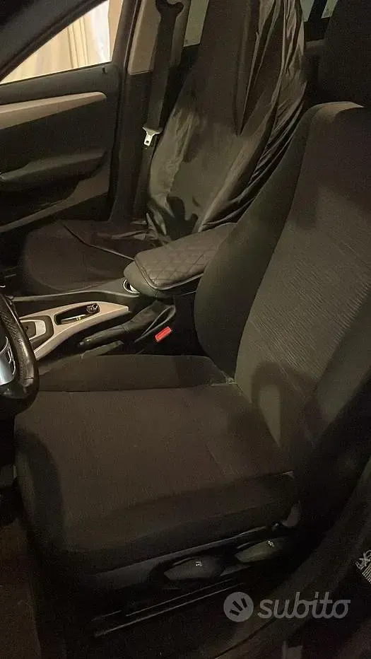 Usata BMW X1 143 CV (105 kW) 2013 Nero SUV