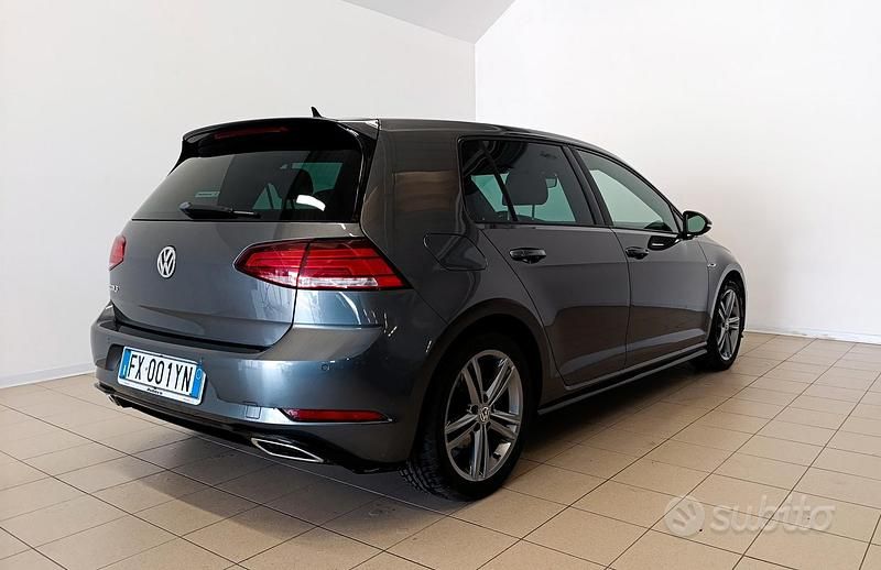Usata VW Golf VII Sport 115 CV (84 kW) 2019 Grigio Berlina