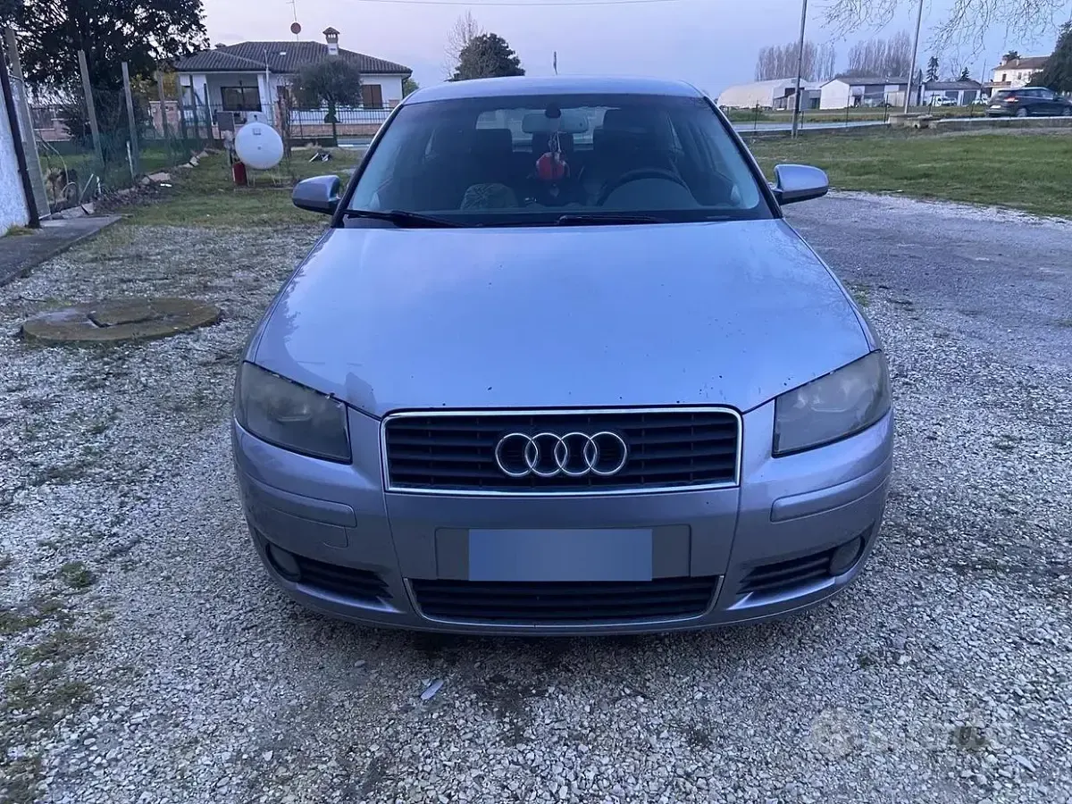 Usata Audi A3 140 CV (102 kW) 2005 Grigio Utilitaria