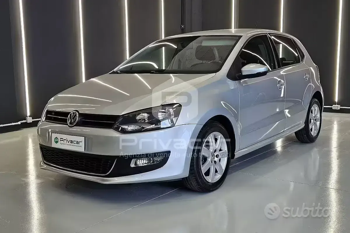 Usata VW Polo Highline 90 CV (66 kW) 2010 Grigio Utilitaria