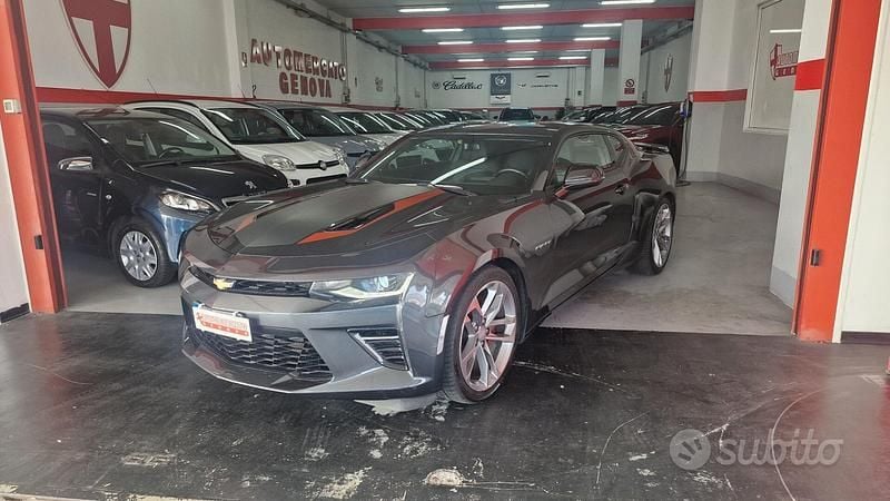 Usata Chevrolet Camaro 452 CV (332 kW) 2018 Grigio Coupé