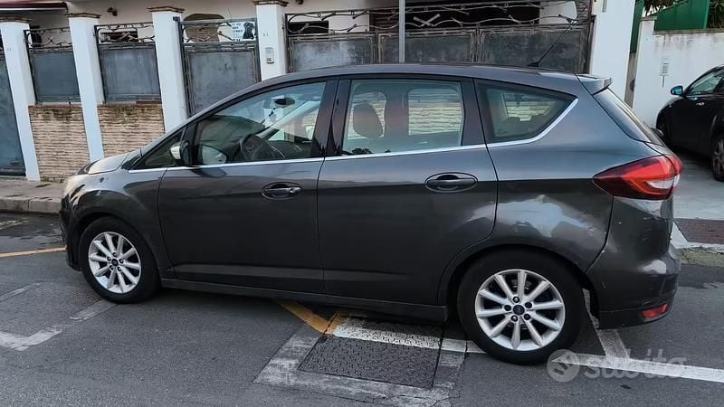 Usata Ford C-MAX 150 CV (110 kW) 2017 Marrone Monovolume