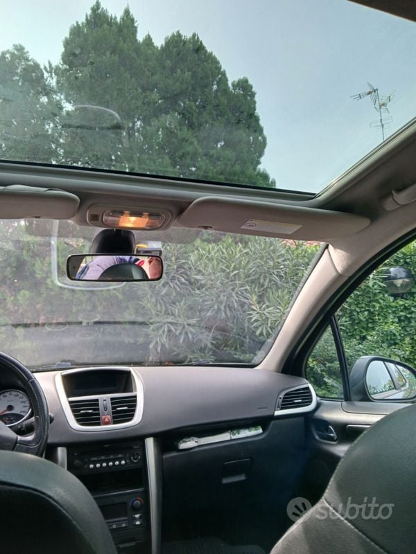 Usata Peugeot 207 110 CV (80 kW) 2011 Grigio Station wagon