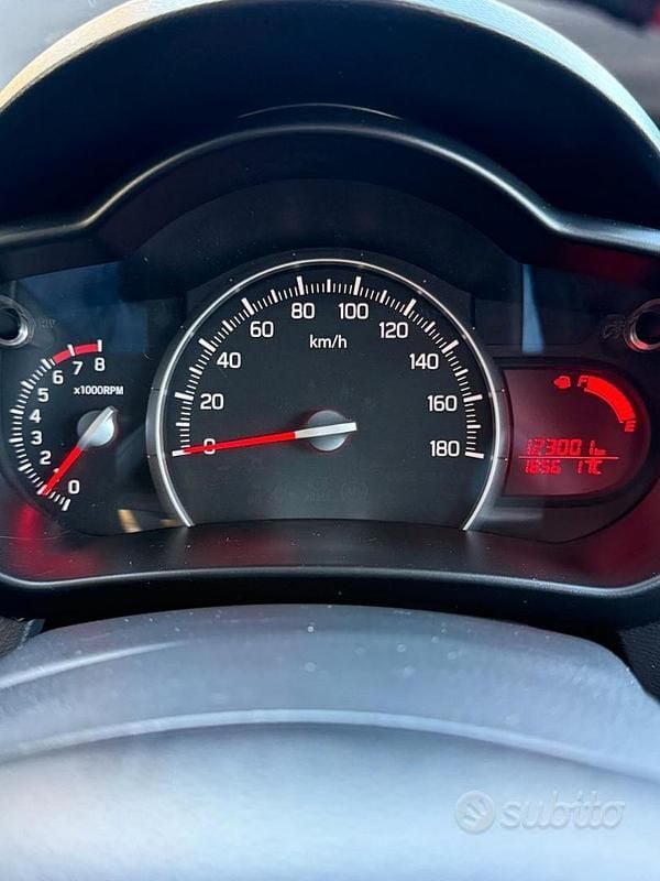 Usata Suzuki Celerio 68 CV (50 kW) 2014 Grigio Utilitaria