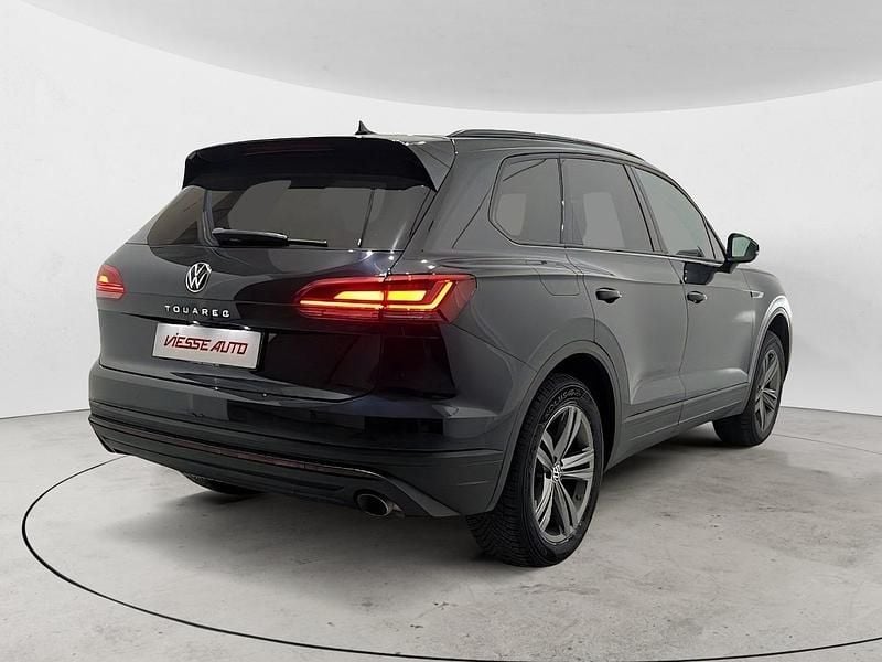 Usata VW Touareg Style 231 CV (169 kW) 2020 Argento SUV
