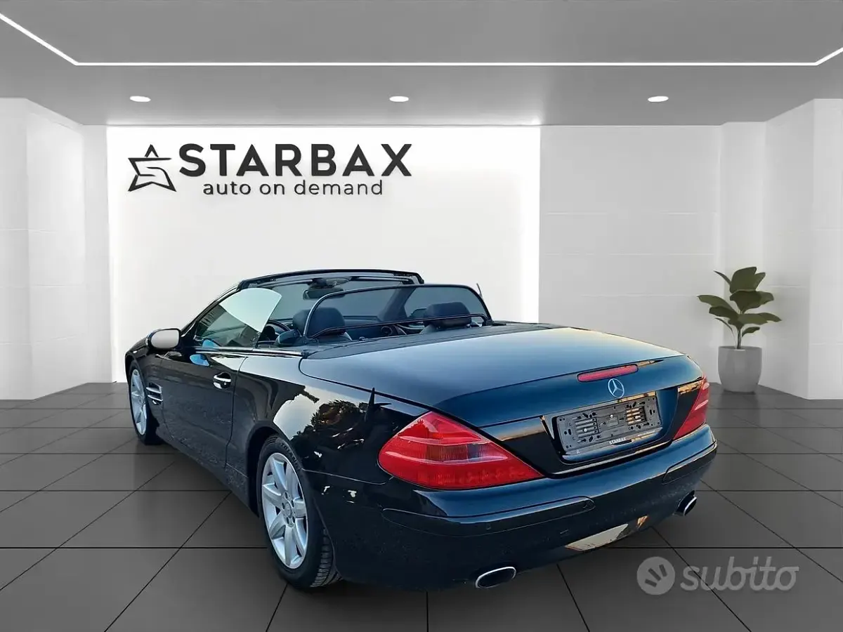 Usata Mercedes SL350 245 CV (180 kW) 2003 Nero Cabrio