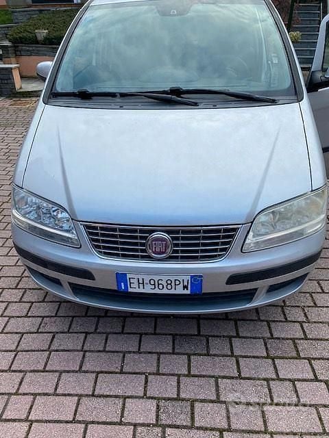 Usata Fiat Idea 77 CV (56 kW) 2011 Grigio Monovolume