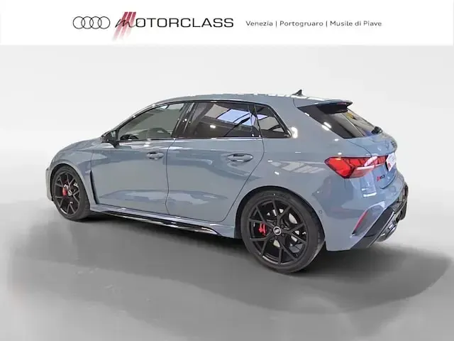 Brugt Audi RS3 Sportback Comfort 400 HK (294 kW) 2025 Grå Hatchback