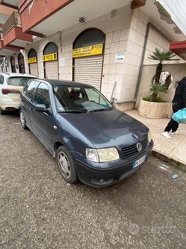 Usata VW Polo Comfortline 60 CV (44 kW) 2000 Verde Berlina