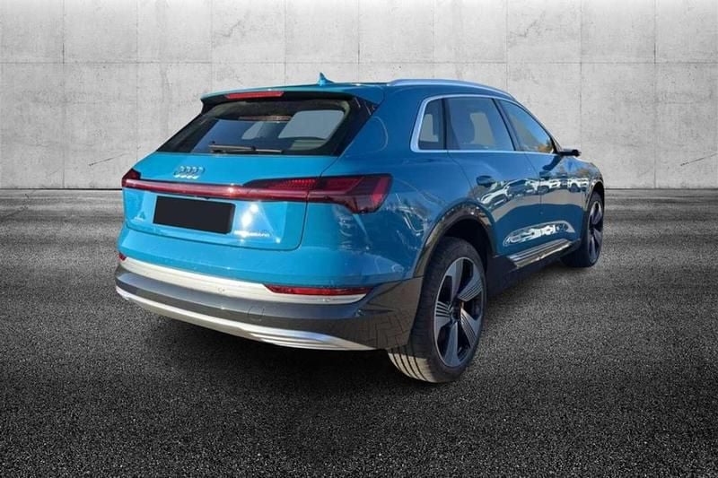 Usata Audi e-tron Advanced 158 kW (215 CV) 2020 Blu/azzurro SUV