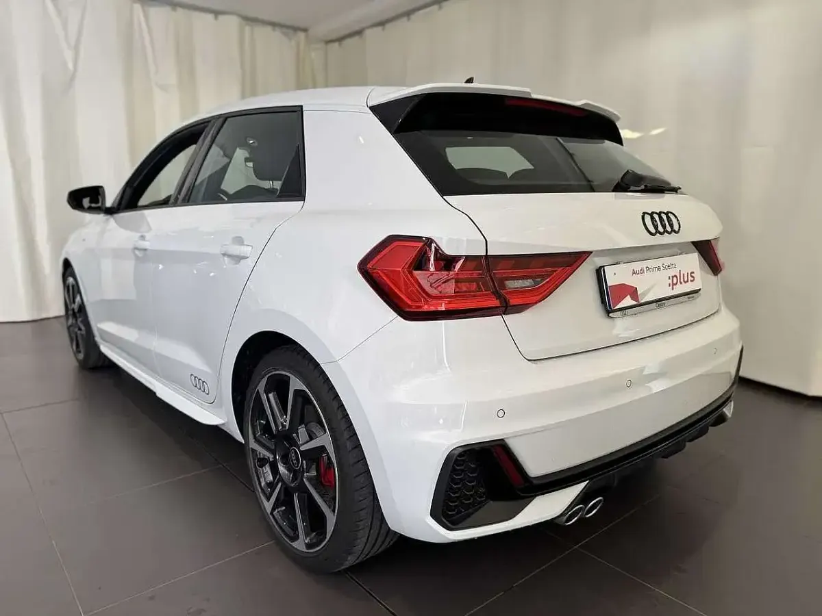 Usata Audi A1 S-Line 207 CV (152 kW) 2023 Bianco SUV