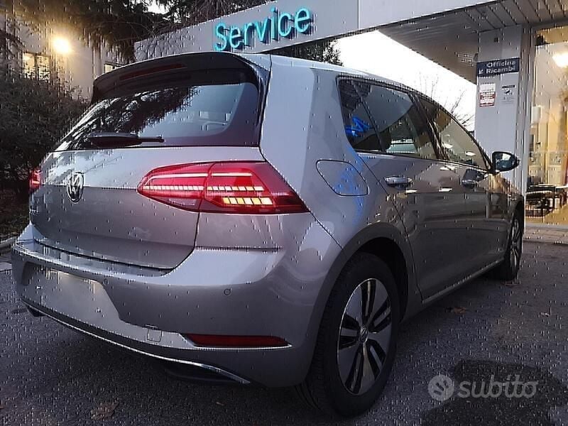 Usata VW e-Golf 100 kW (136 CV) 2020 Grigio Utilitaria