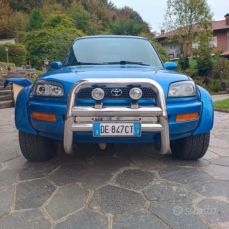 Usata Toyota RAV4 129 CV (94 kW) 1996 Blu SUV