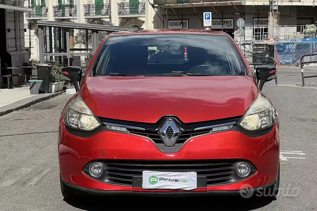 Usata Renault Clio IV 75 CV (55 kW) 2015 Rosso Utilitaria