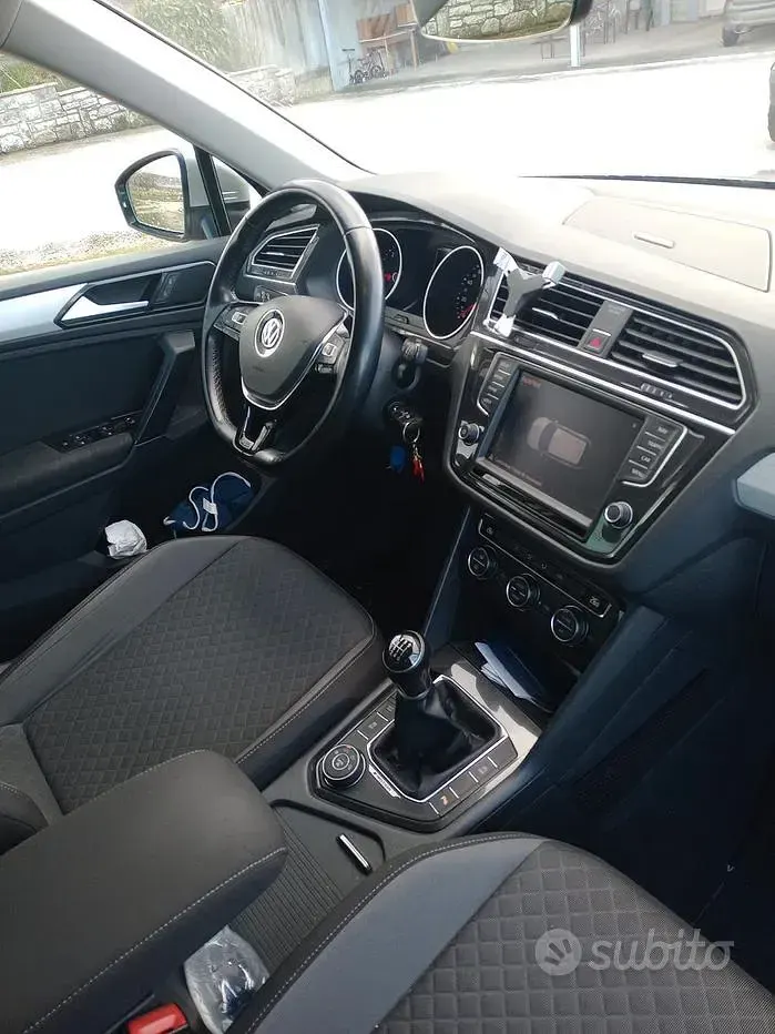 Usata VW Tiguan 2017 Grigio SUV