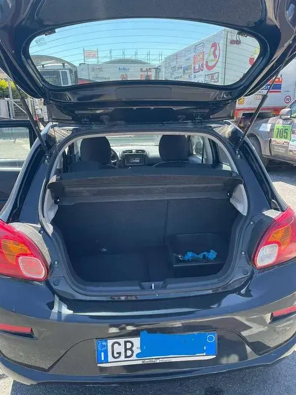Usata Mitsubishi Space Star 71 CV (52 kW) 2020 Nero Utilitaria