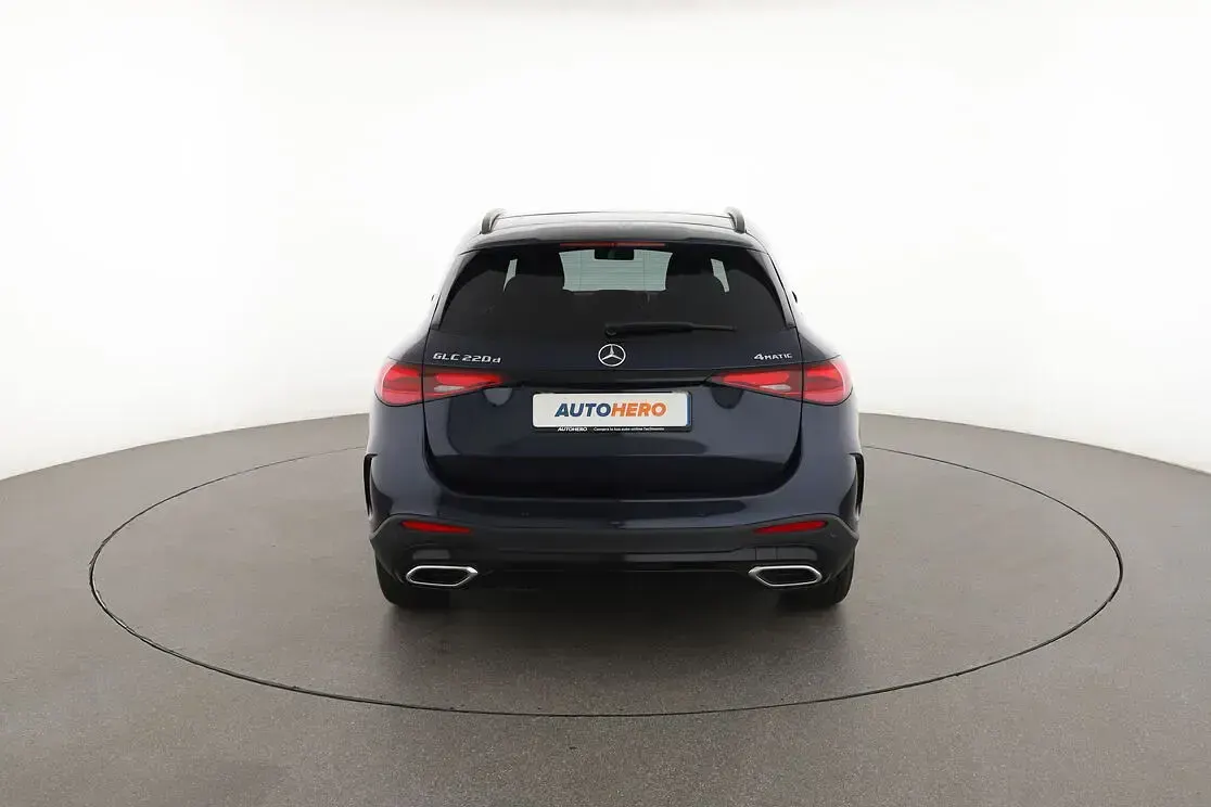 Usata Mercedes GLC220 AMG line 220 CV (161 kW) 2023 Blu SUV