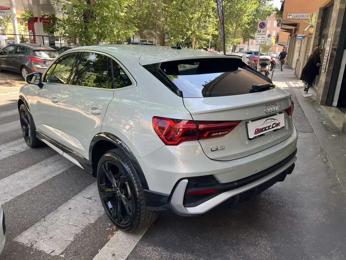 Usata Audi Q3 Sportback S-Line 150 CV (110 kW) 2022 Other SUV