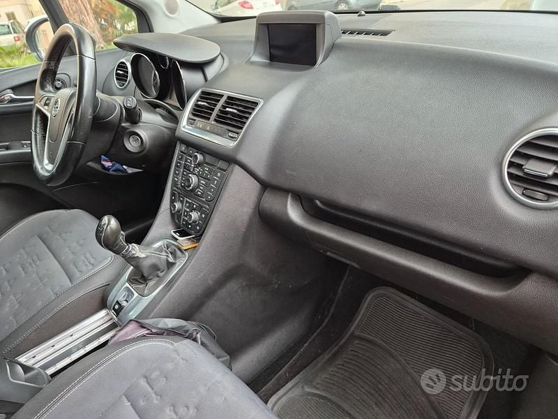 Usata Opel Meriva 120 CV (88 kW) 2016 Grigio Monovolume