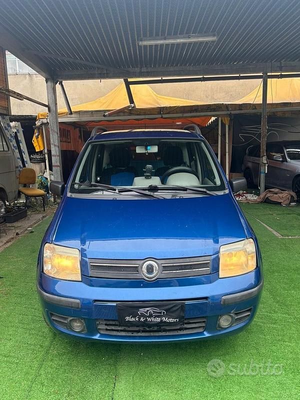 Usata Fiat Panda 60 CV (44 kW) 2005 Blu Utilitaria