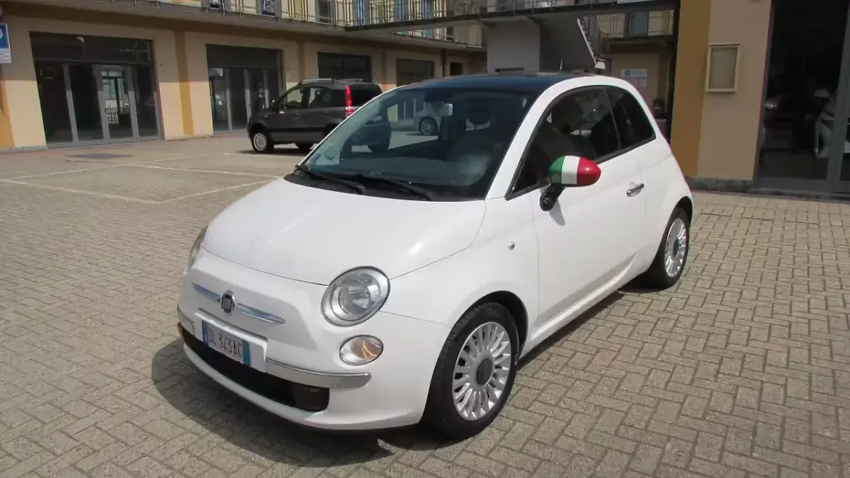 Usata Fiat 500 Lounge 75 CV (55 kW) 2007 Berlina